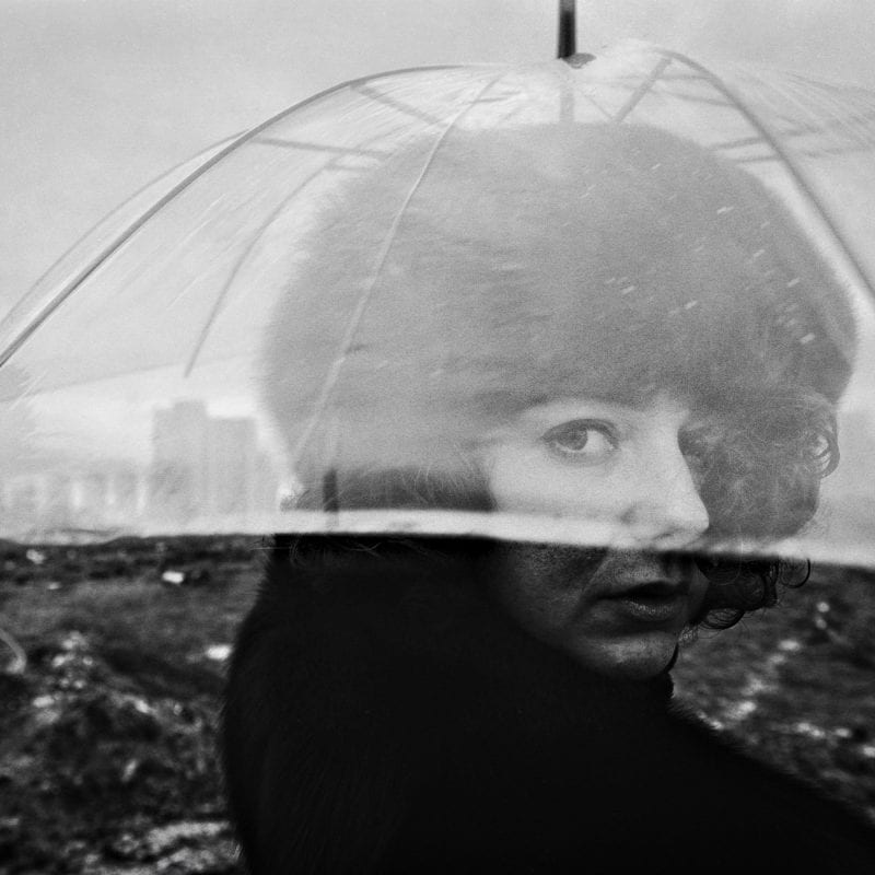 Top tips for photographers - black & white portrait of a woman by Suzan Pektas