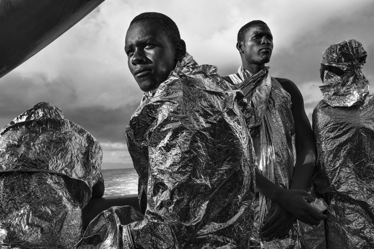In the same boat, 2015 © Francesco Zizola / Noor