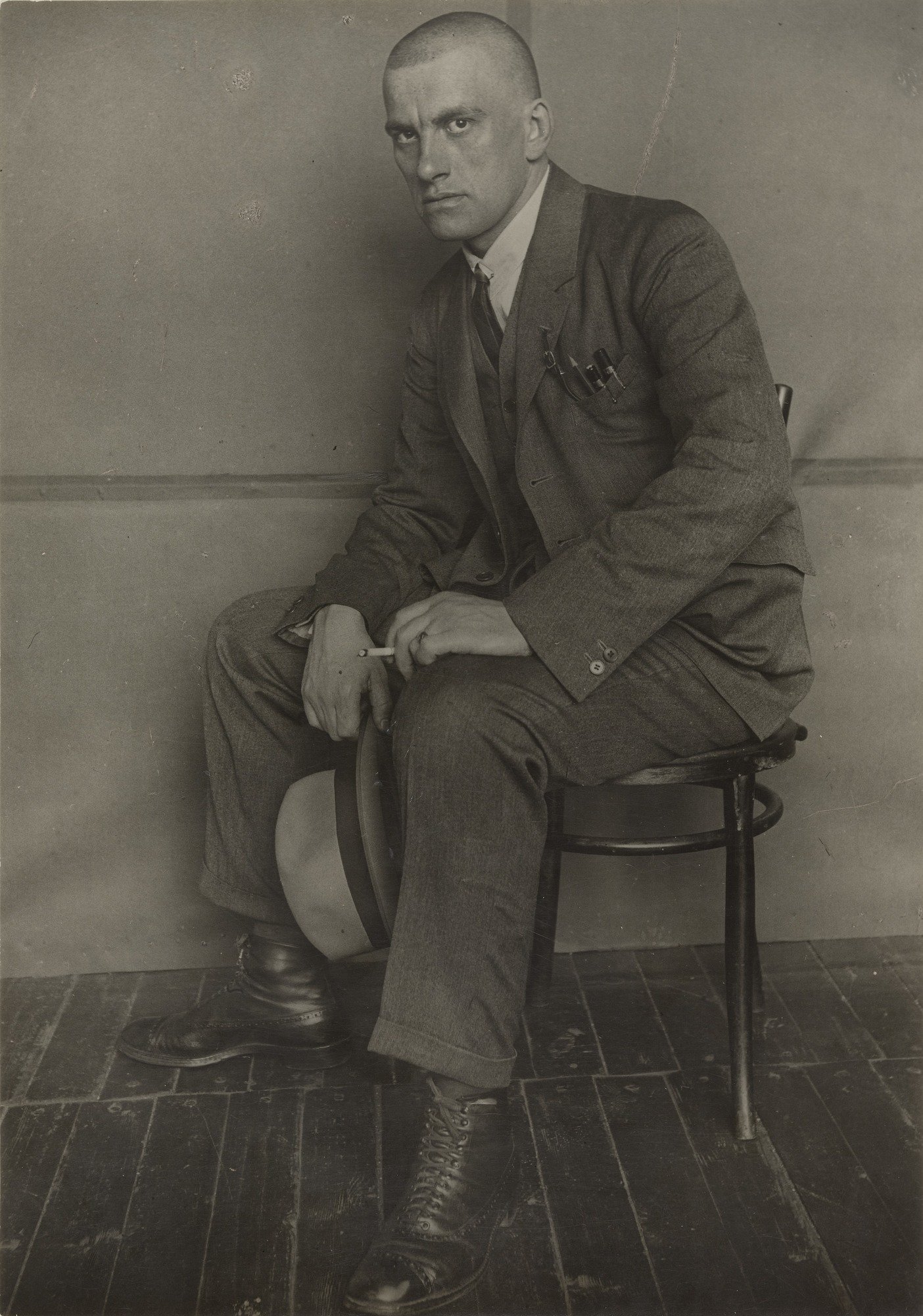Russia Alexsander Rodchenko - Vladimir Mayakovsky, 1924