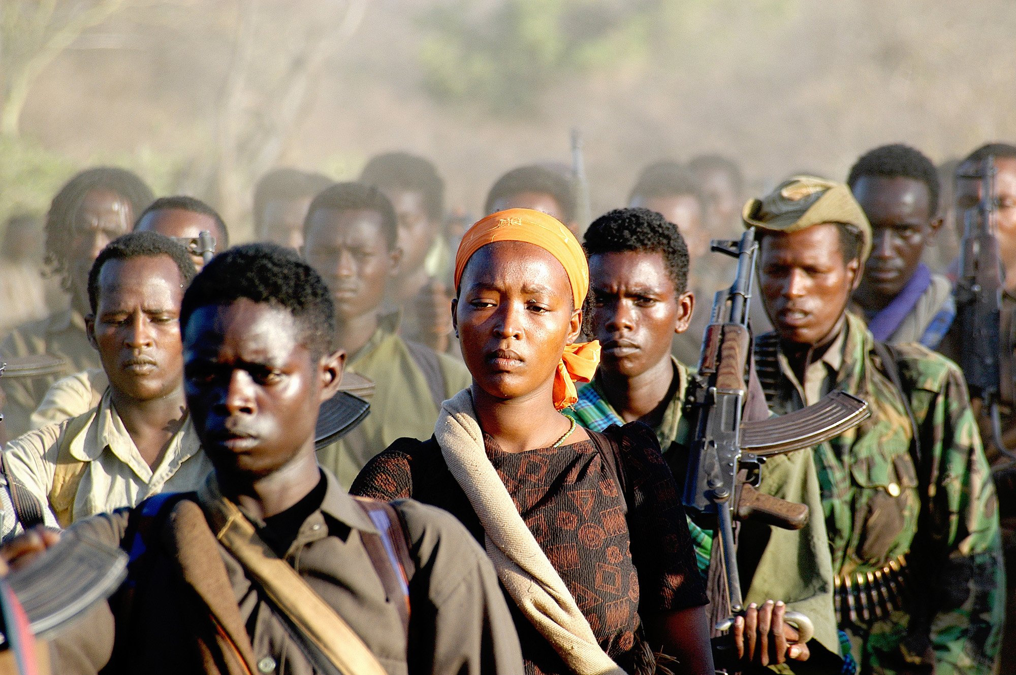 I ribelli dell'OLF si stanno raggruppando nel nord del Kenya, 2006, di Jonathan Alpeyrie