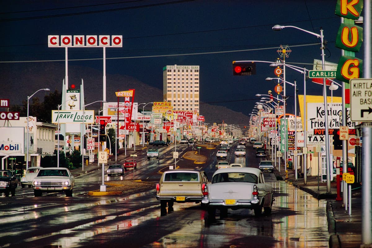 Route 66, Albuquerque, New Mexico 1969 Ernst Haas, fotografia di viaggio