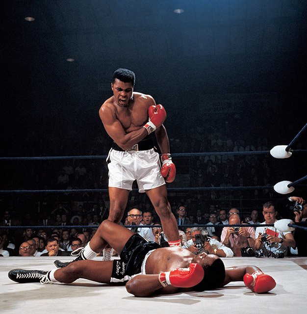 Muhammad Ali contra Sonny Liston, Lewiston, Maine, EE. UU., 25 de mayo de 1965 © Neil Leifer