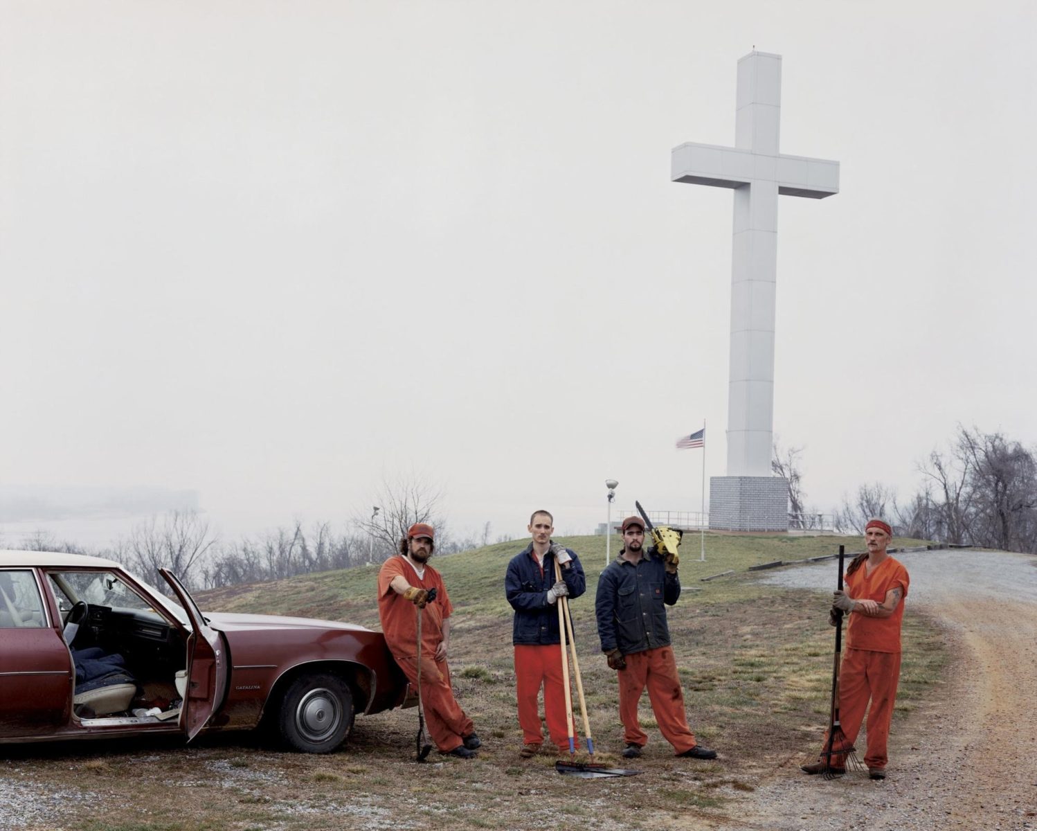Fort Jefferson Memorial Cross, Wickliffe, Kentucky 2002 © Alec Soth