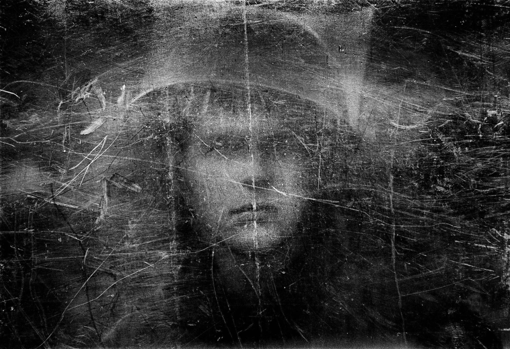 Phillip Jones Griffiths - Soldat vu à travers le bouclier, 1973