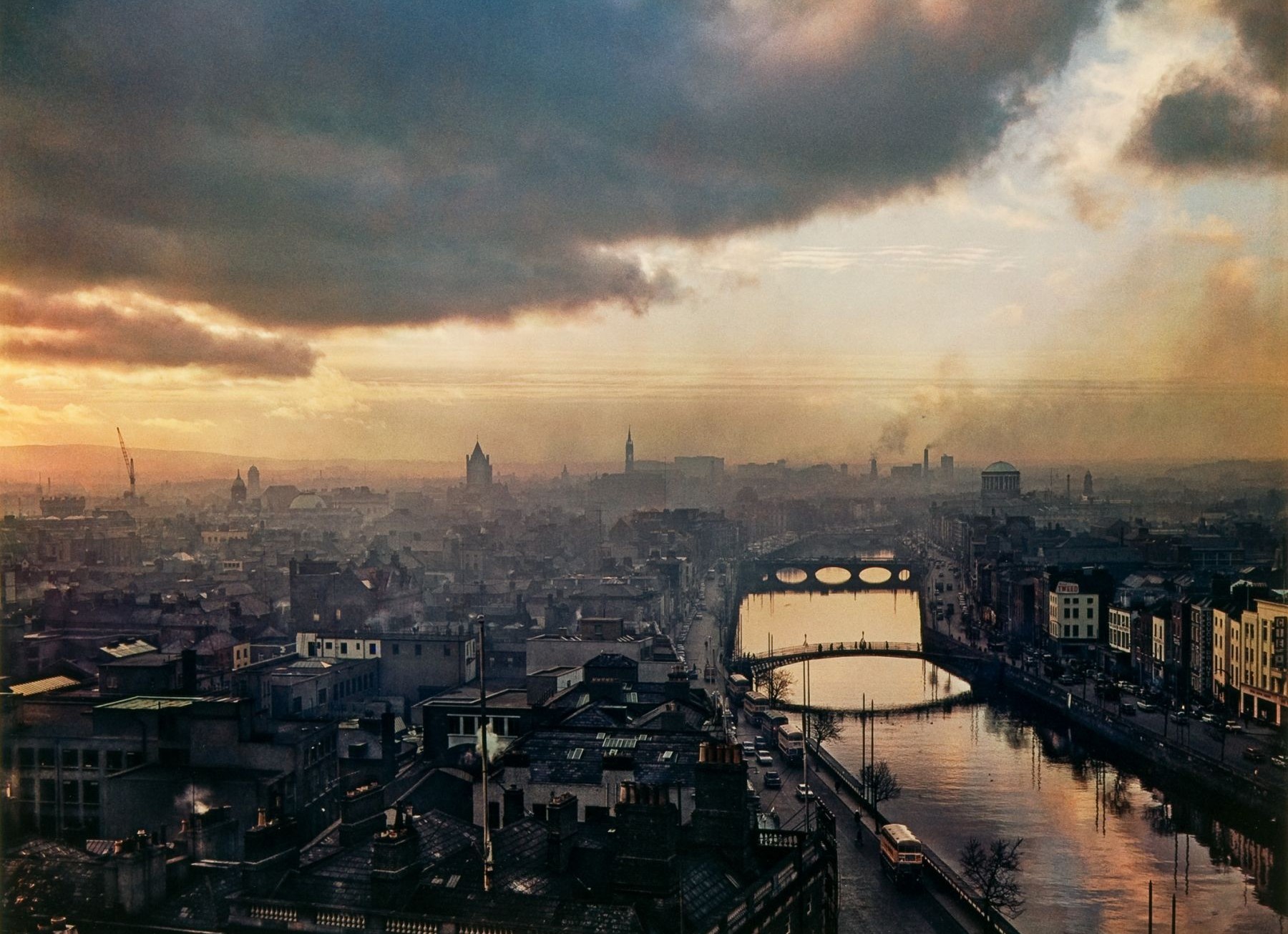 Evelyn Hofer - Dublin Sky 1966