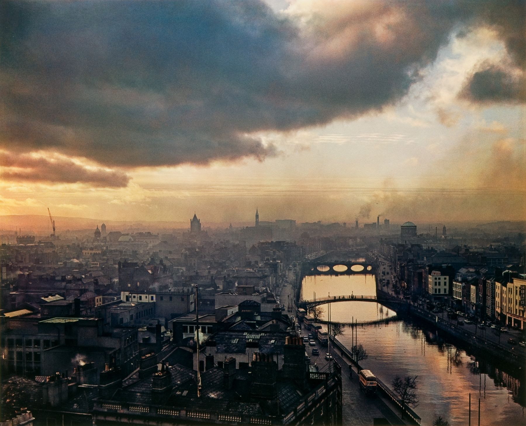 Evelyn Hofer - Dublin Sky 1966