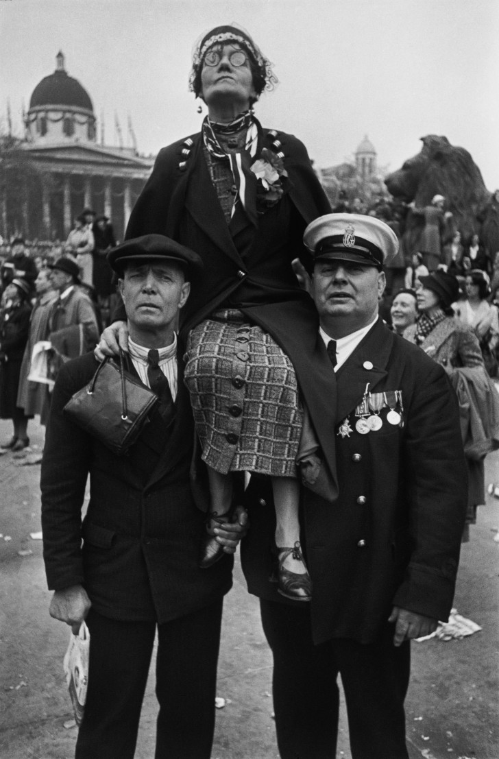 Henri Cartier-Bresson - Couronnement du roi George VI, Trafalgar Square, 1937