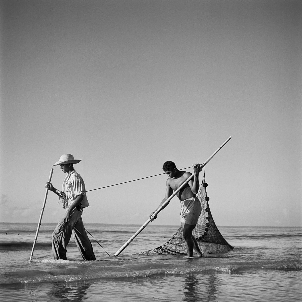 Schwarzweiss-Porträtfoto der brasilianischen Fischer durch Marcel Gautherot