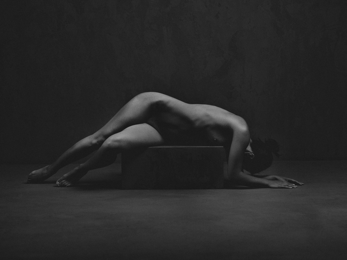 Black & White fotografia di Bastiaan Woudt, nudo