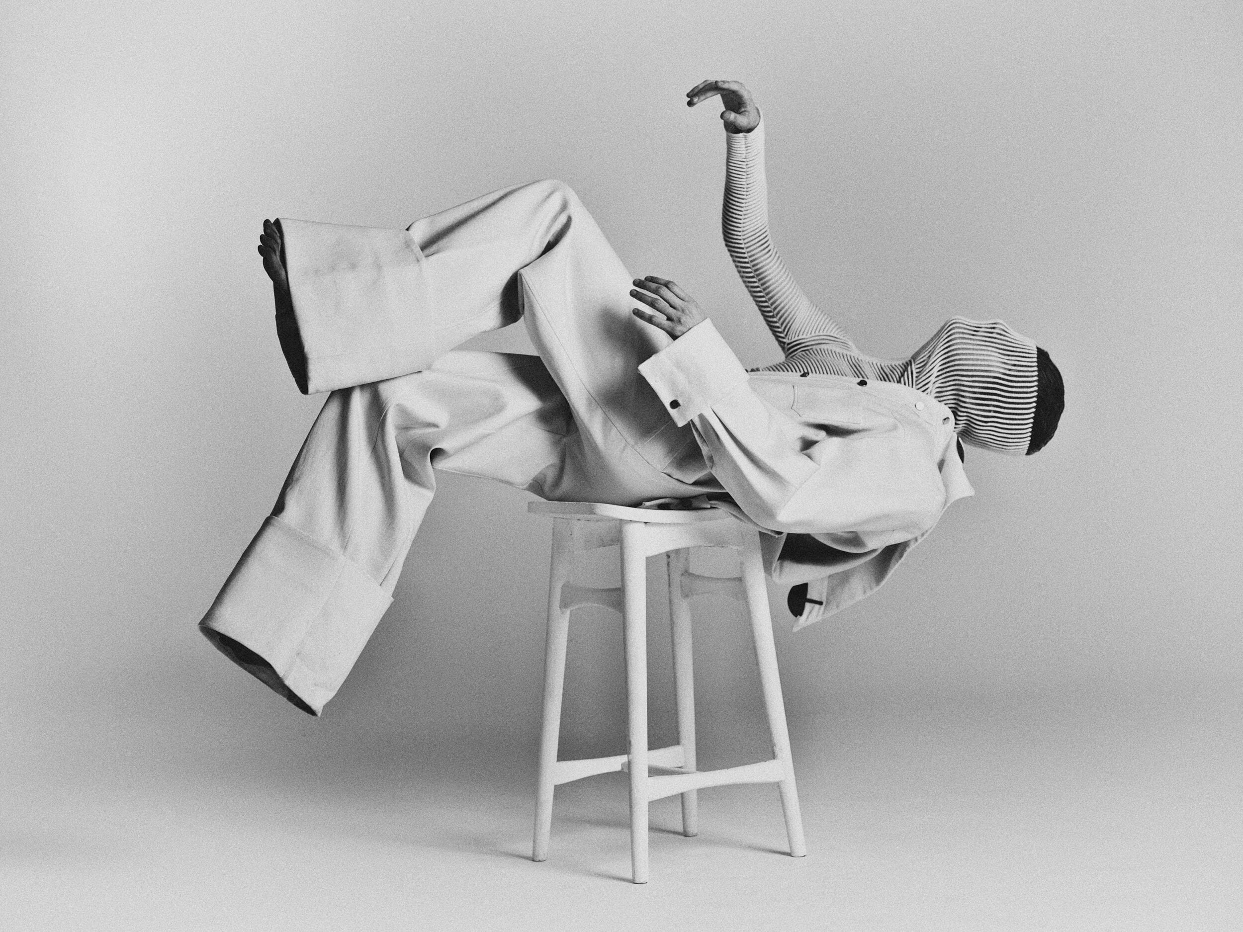 黑白时尚照片作者:Bastiaan Woudt。