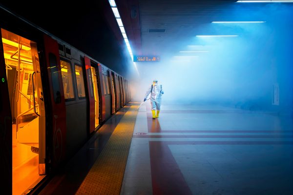 Photographie couleur d'art d'un train