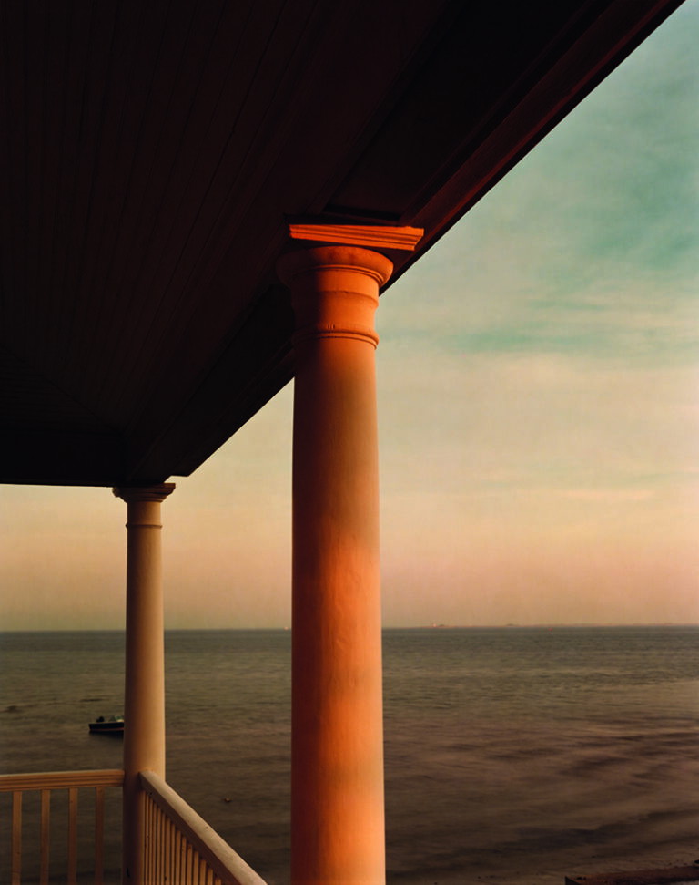 Vintage color film photo by Joel Meyerowitz, beach, house, sunset, ocean, cape cod, usa, 1970s