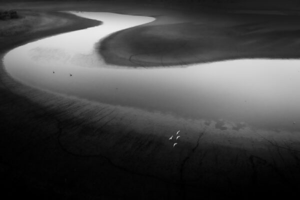 black and white landscape photograph by Graham Earnshaw