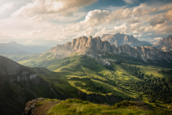 Farbige Landschaftsfotografie der Dolomiten in den italienischen Alpen von Nicolò Taborra