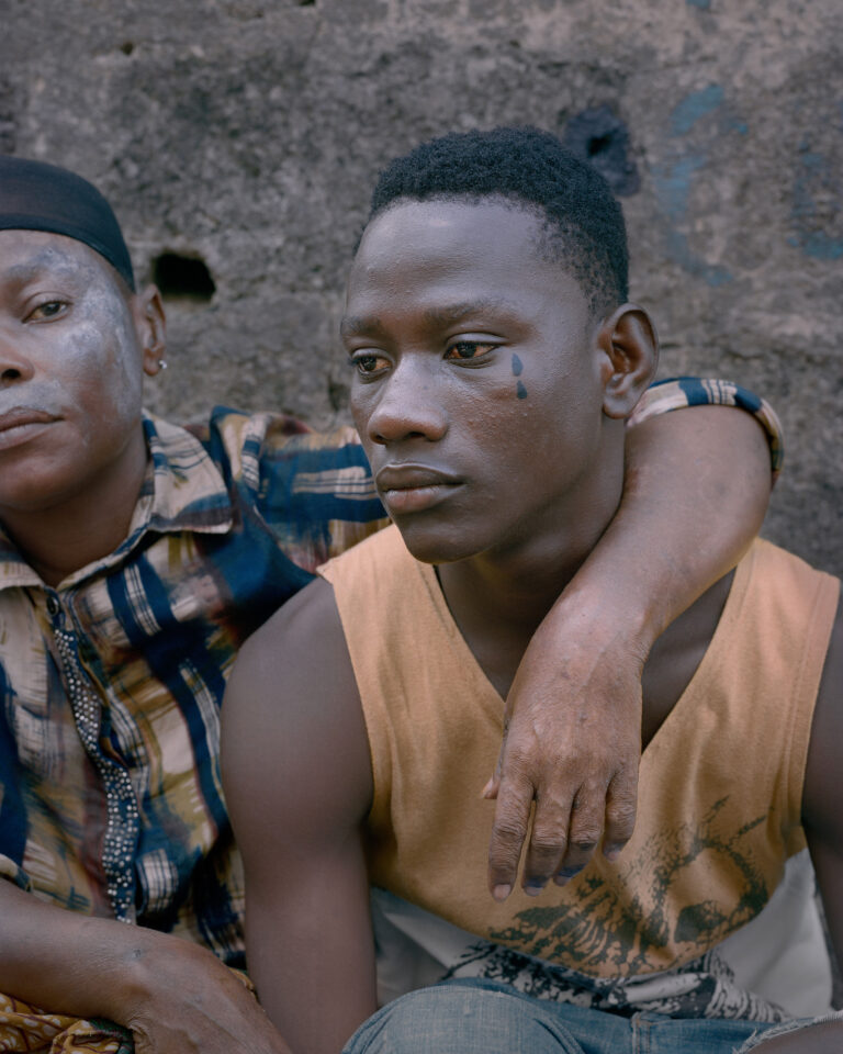 Fotografia documentaria con ritratti a colori di Elliott Verdier