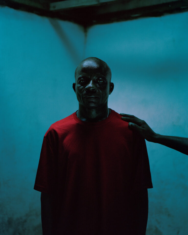 Fotografia documentaria con ritratti a colori di Elliott Verdier