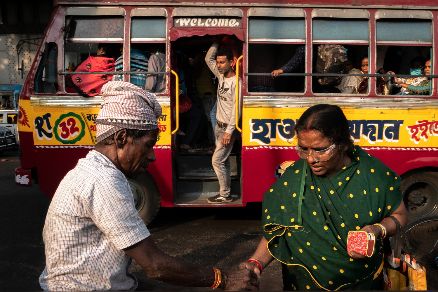 color street photo bus people india