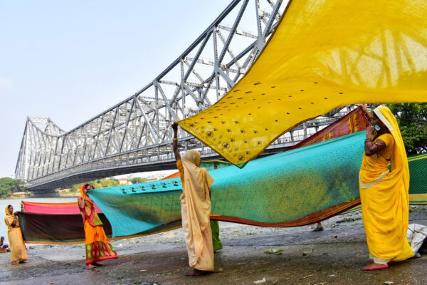 color street photography award women kolkata india