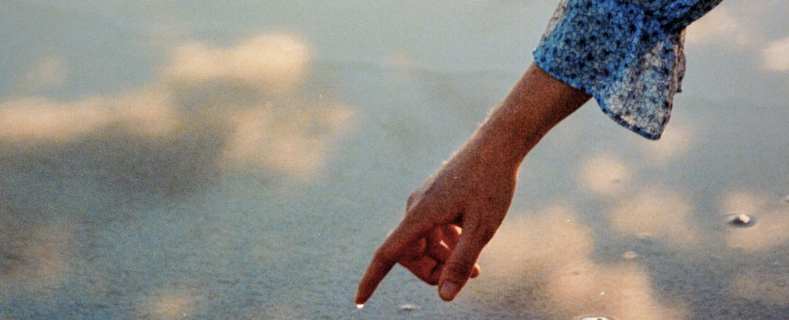 Analog Adventures:Jakob Lilja-Ruiz's captivating color photography