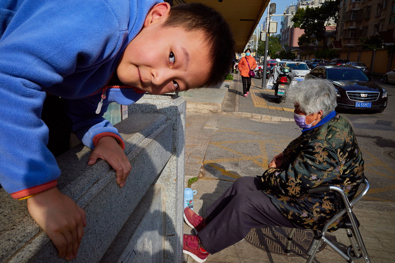 color street photo boy china