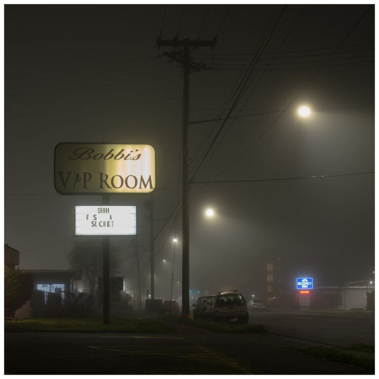 Color landscape photography by Bill Holderfield. Neon lights at night