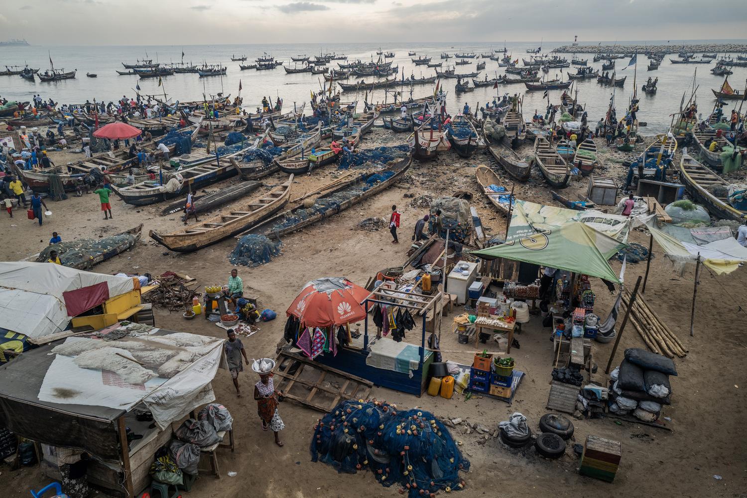Documentary photography by Kasia Trojak. Boats in Accra Ghana.