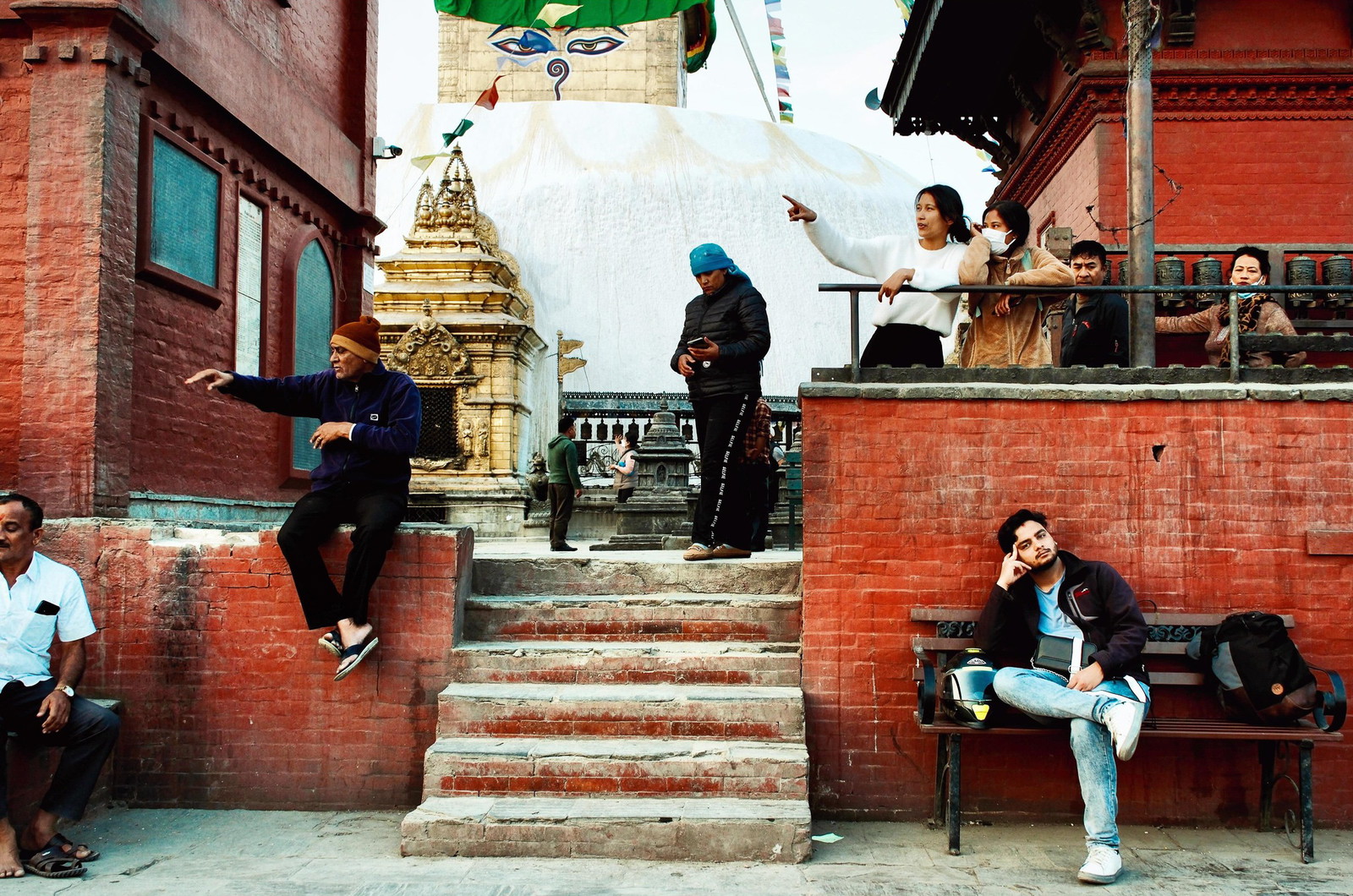 Street photography by Gil Kreslavsky.