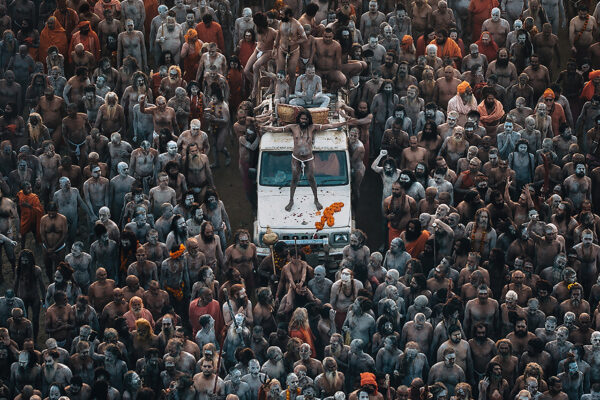 aerial color photo of 2025 Kumbh Mela festival, India by Savadmon Avalachamveettil - Best images 2025