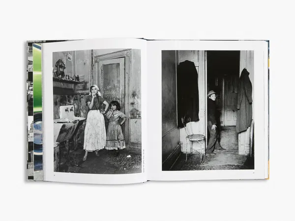 imgi_23_9780500030974_Helen-Levitt_in02