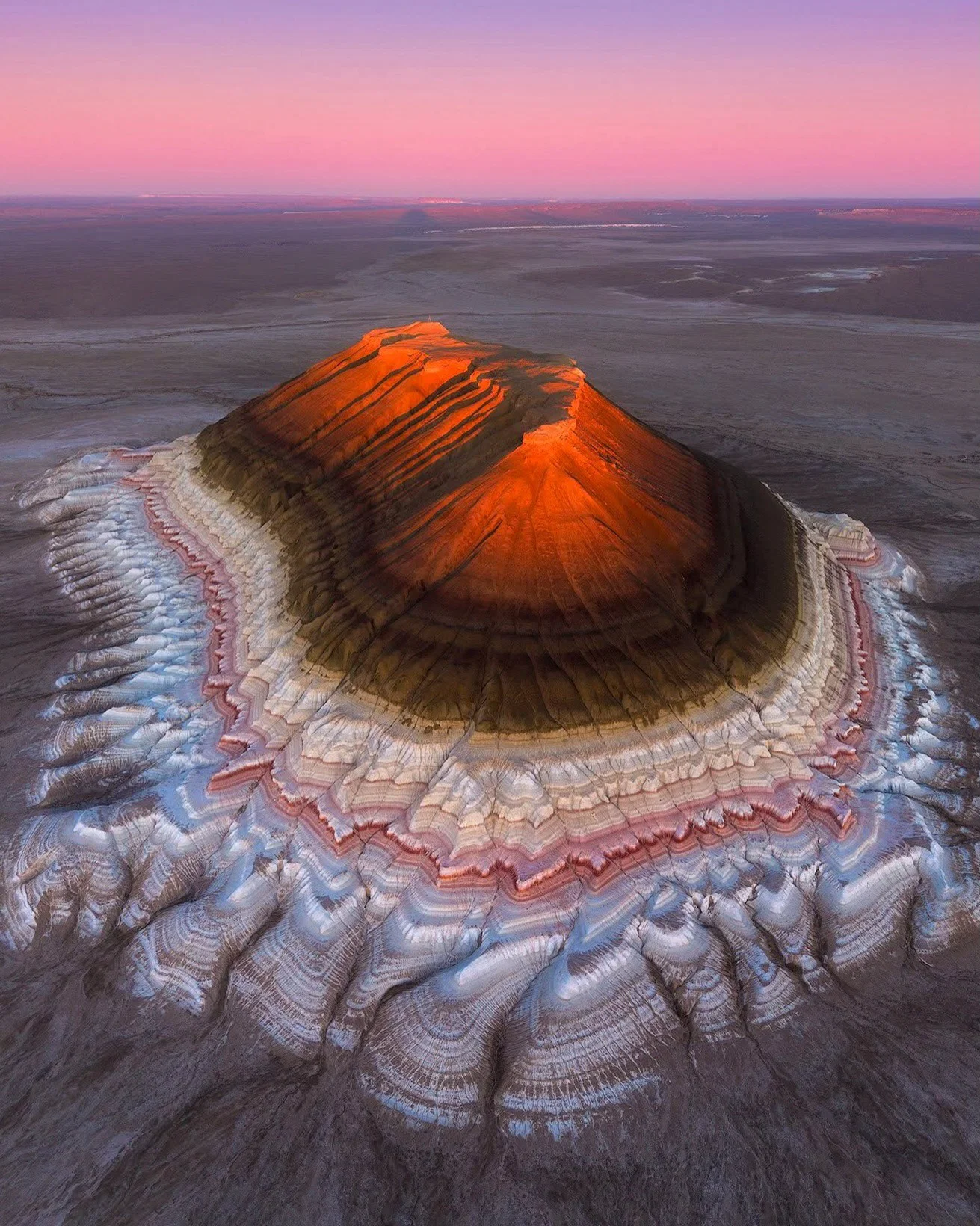 color landscape photo of desert mount by Daniel Kordan