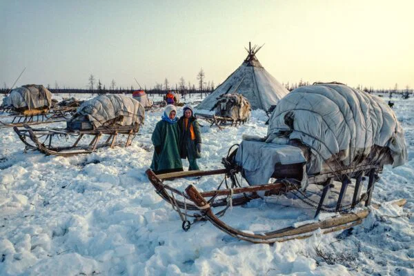 Color travel photo of children of nomadic Komi reindeer herders in Siberia by Philip Hepp