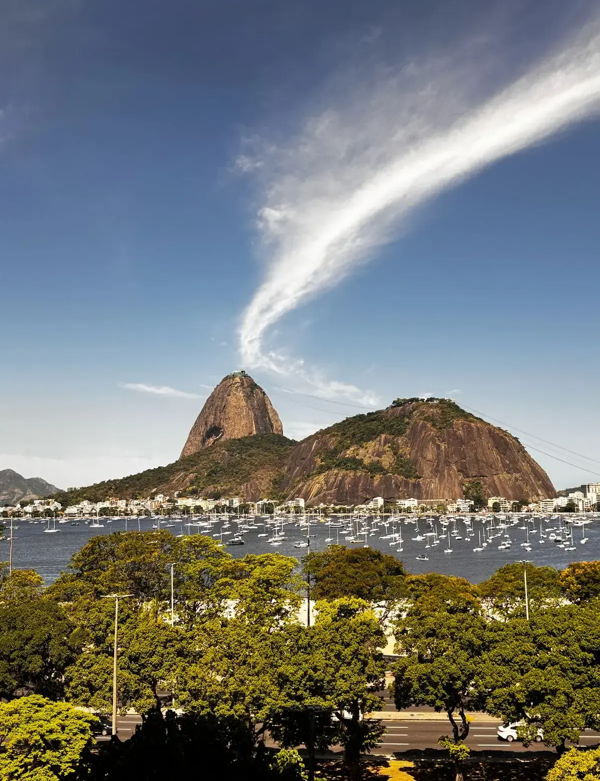 Photograph by Leo Soares