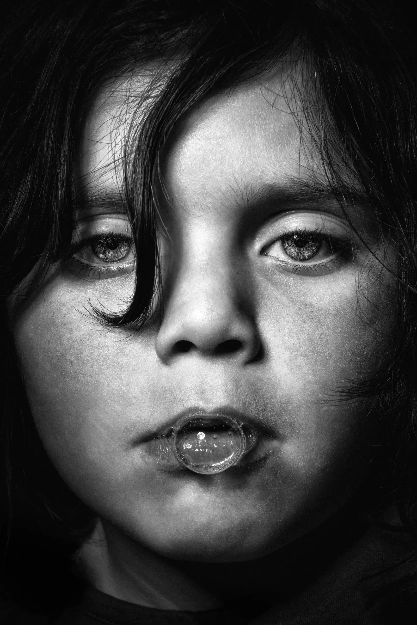 Le regard by steve perchey
