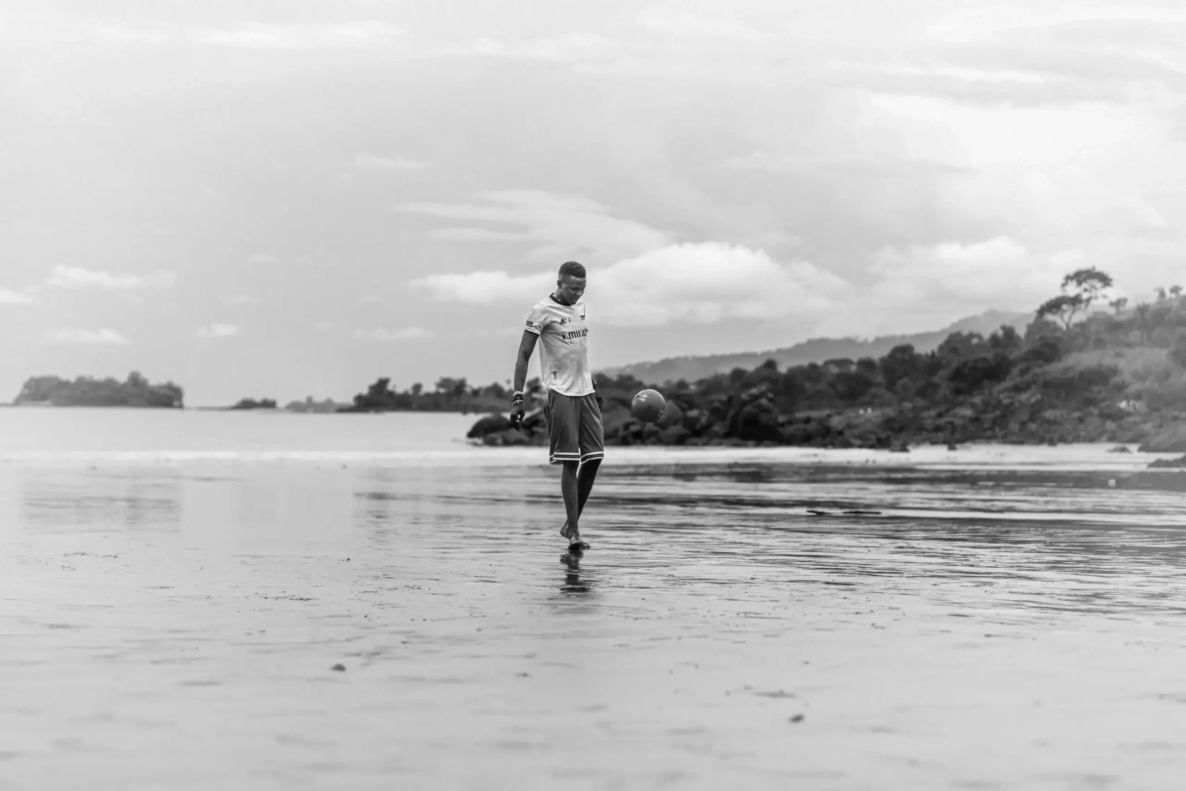 Coastal Kick by Gil Stunner