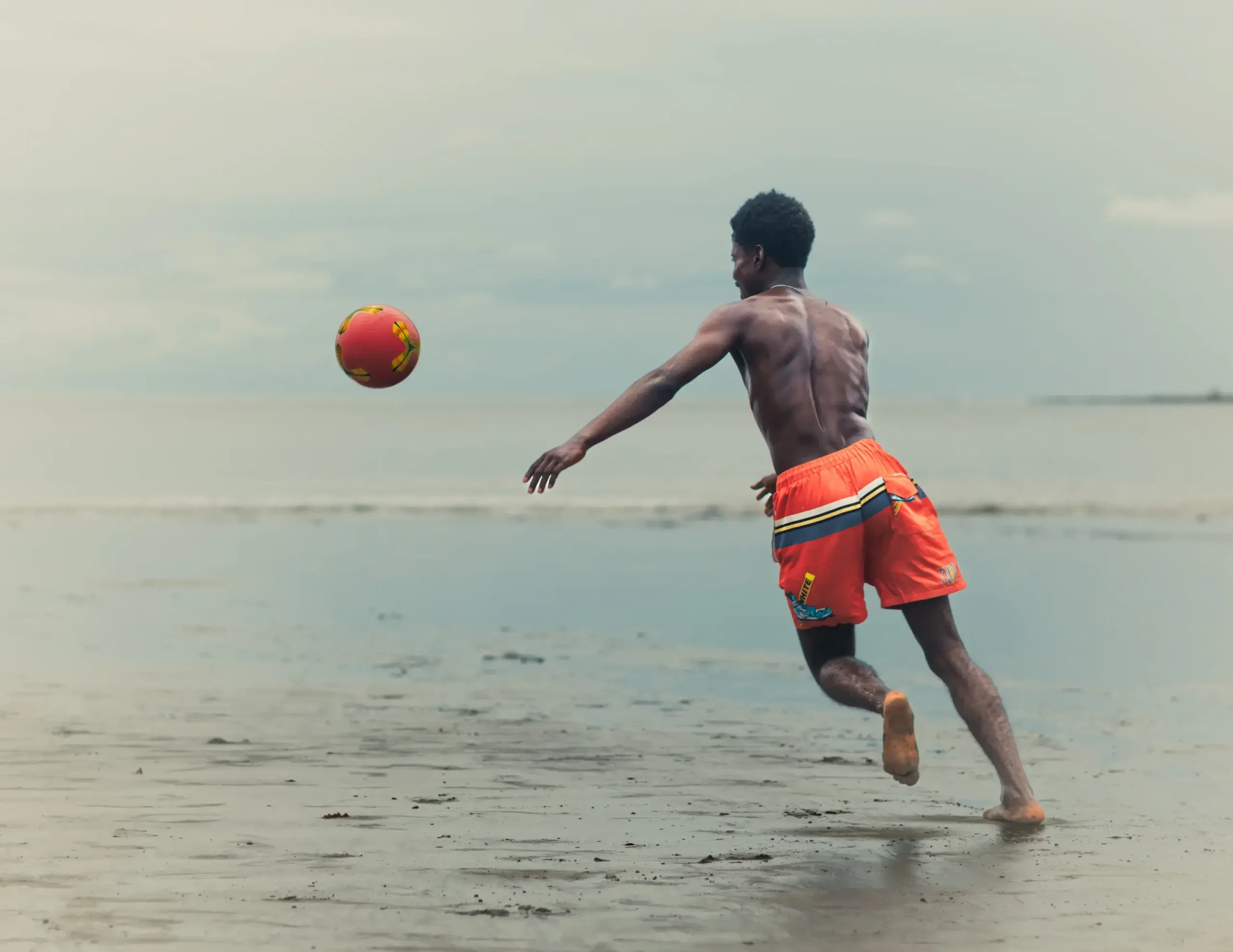 Coastal Kick by Gil Stunner