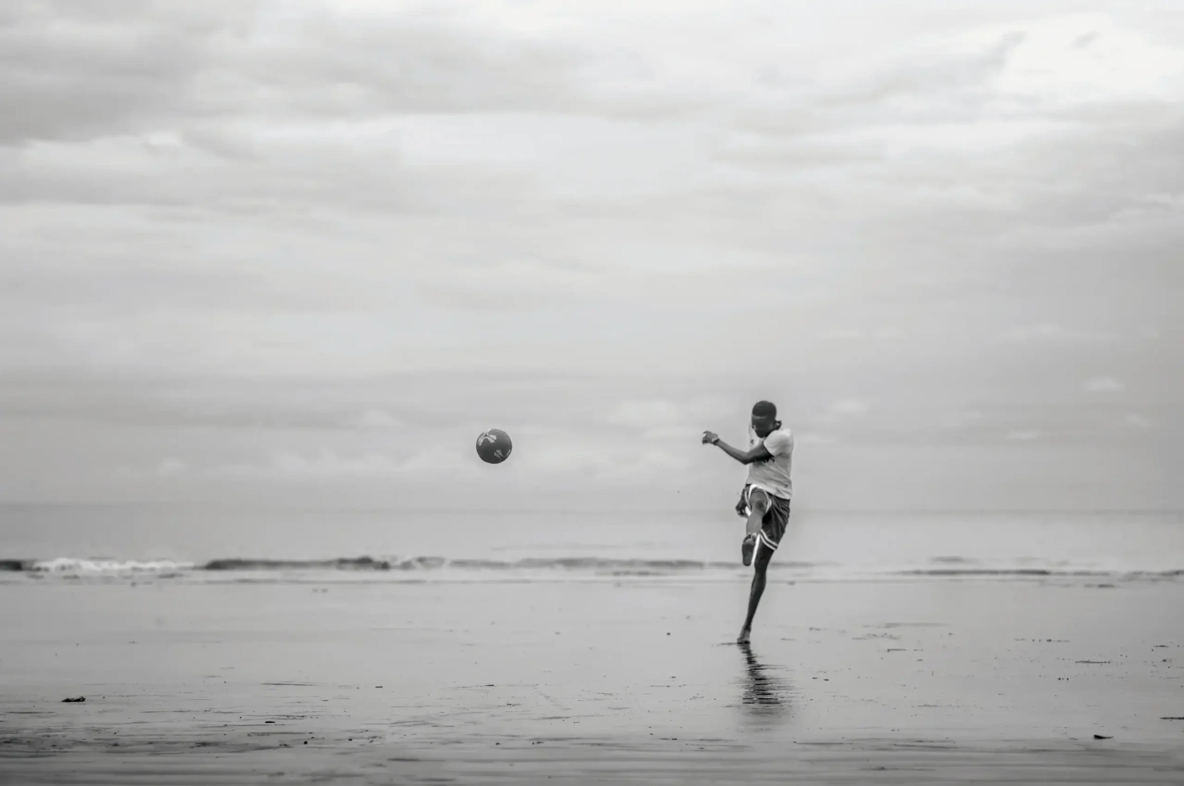 Coastal Kick by Gil Stunner