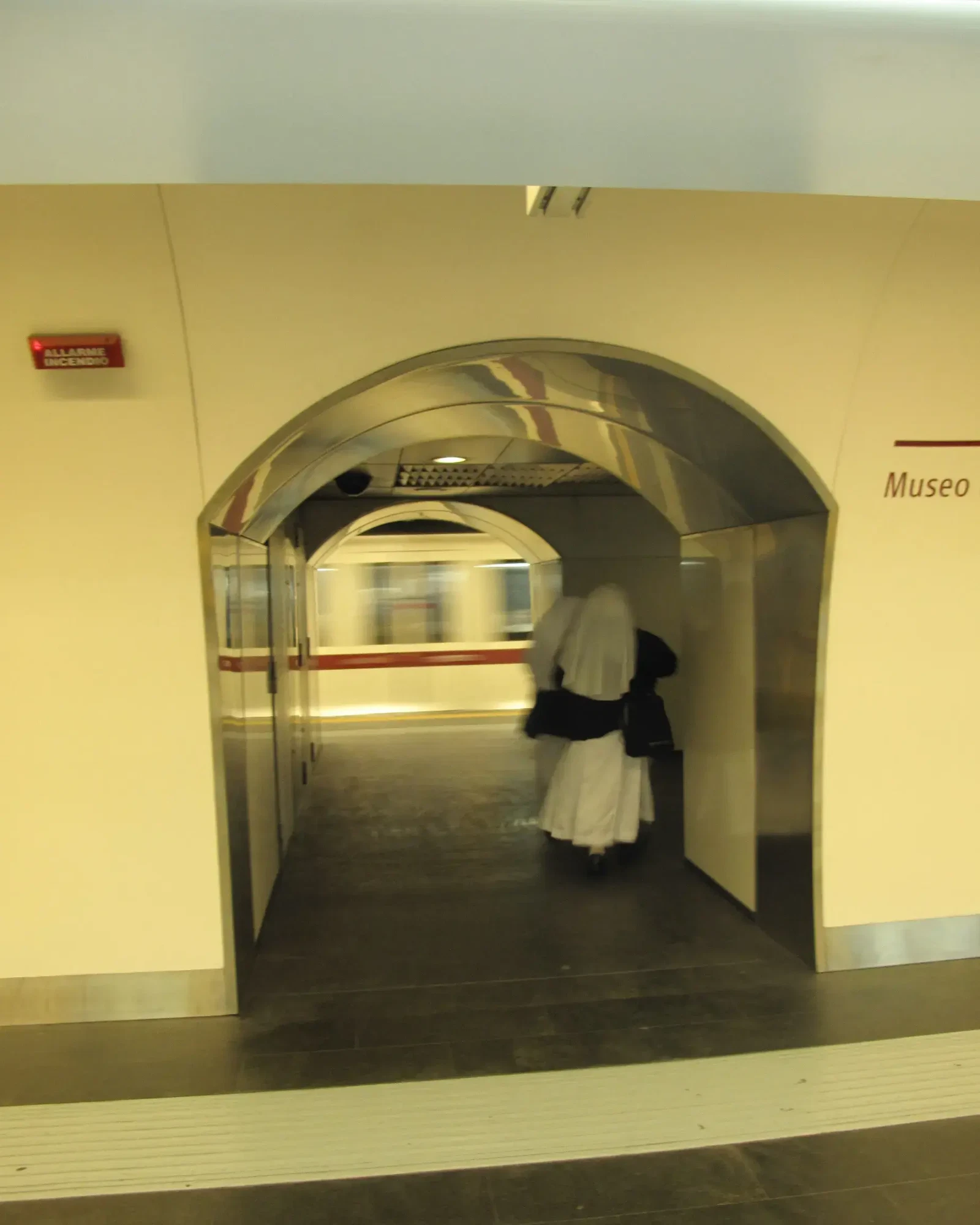 Rome Subway by Jaroslaw Adamczyk
