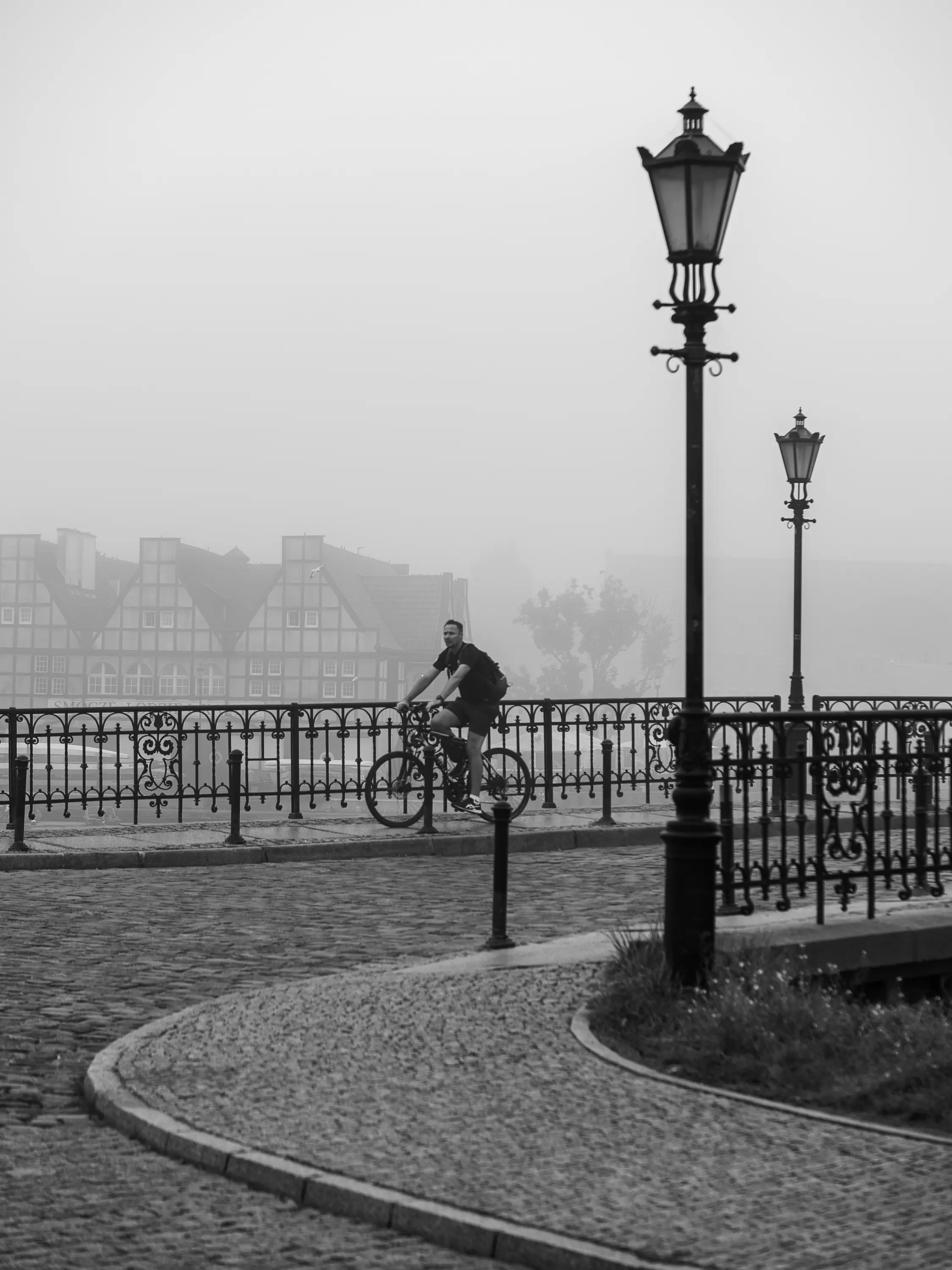 Misty morning in the city by Sylwia Sieradzka