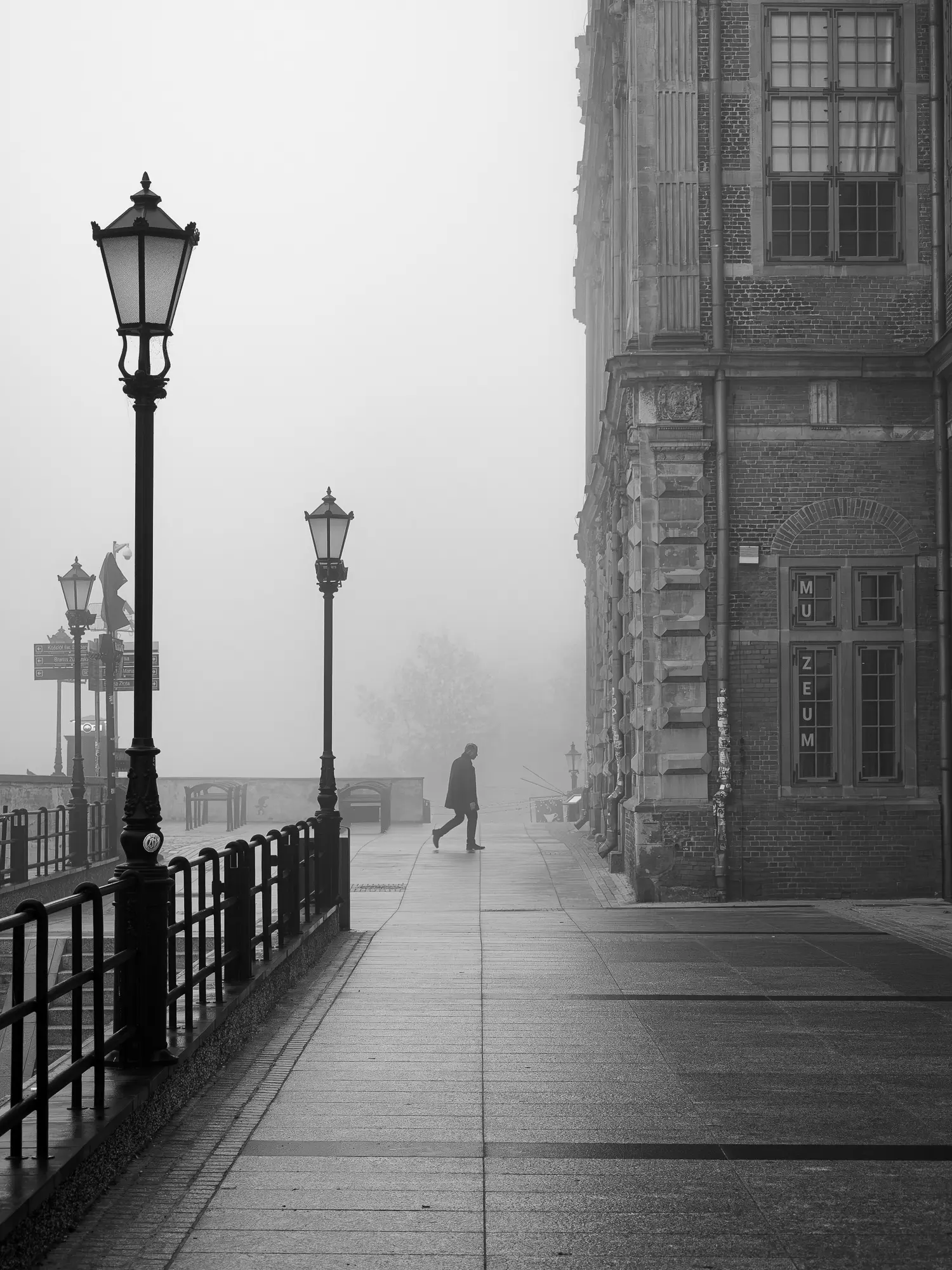 Misty morning in the city by Sylwia Sieradzka