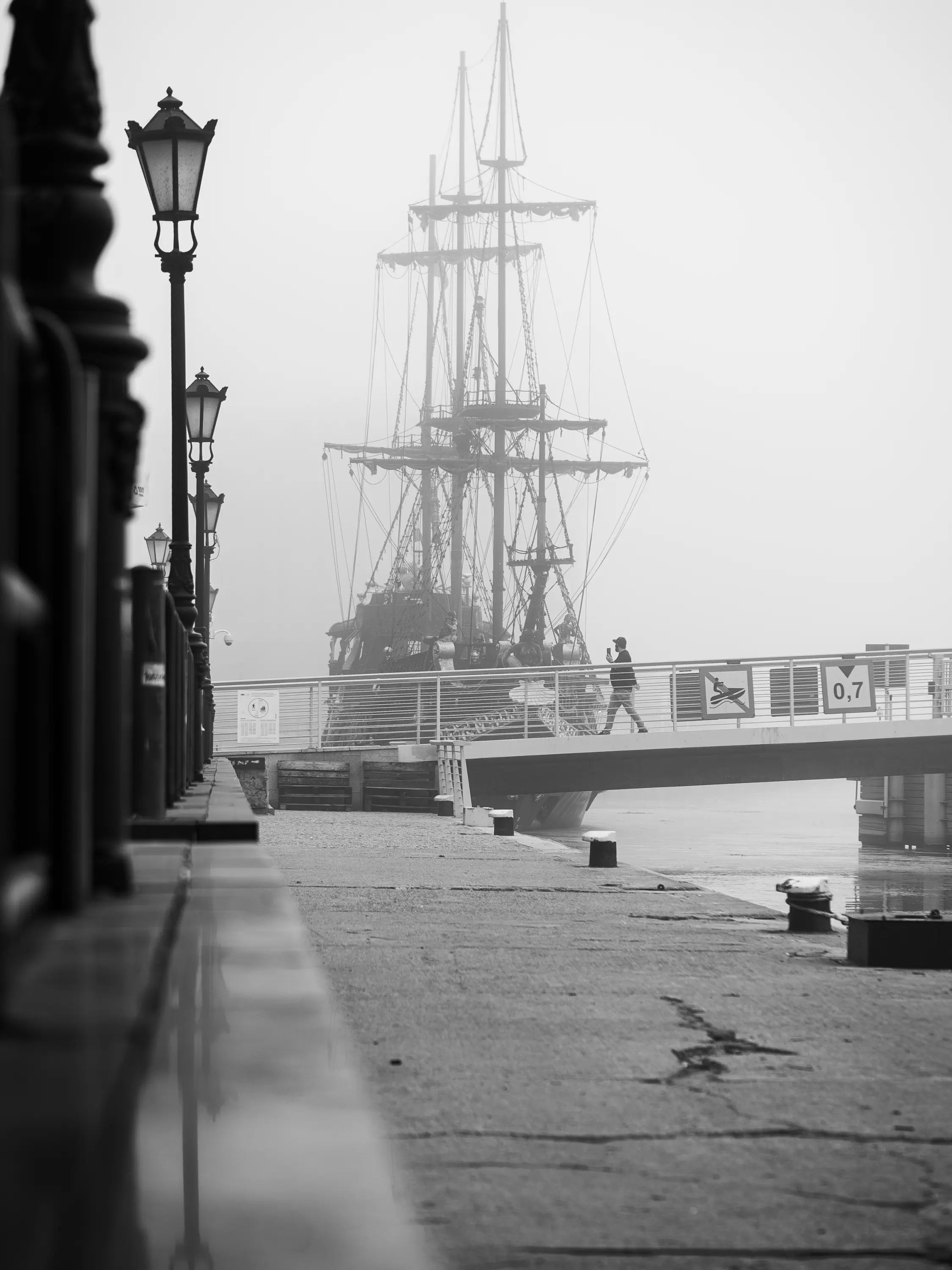 Misty morning in the city by Sylwia Sieradzka