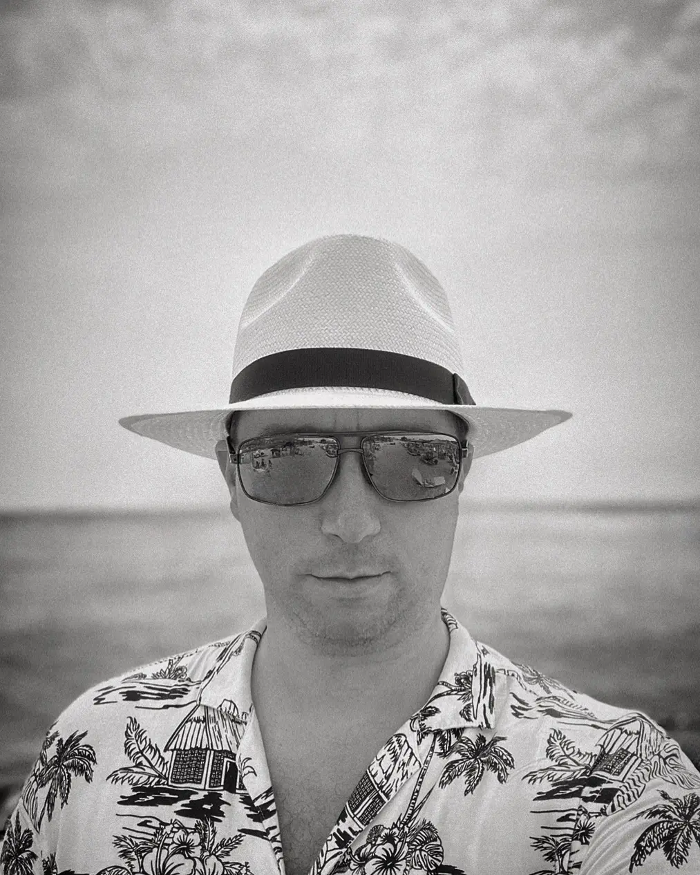 Photograph by Artur Borzęcki
