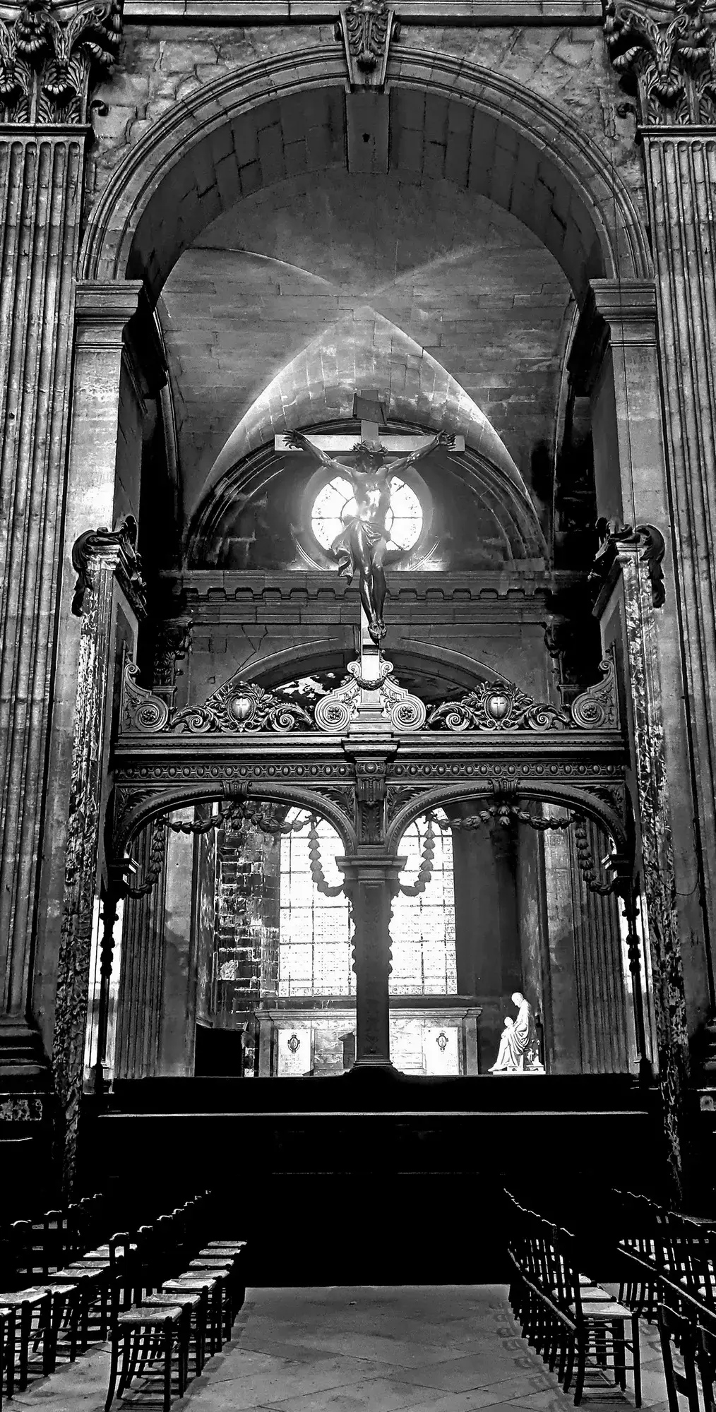 Silent Nave — The Grammar of Stillness VII by Laura Strat