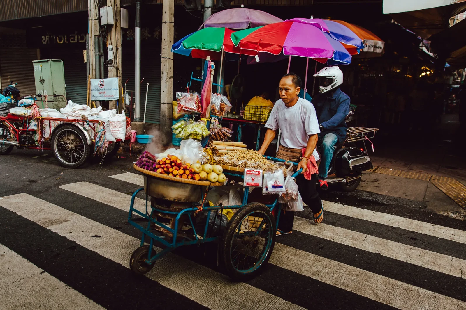 Krungthep to Isan: The Stillness and the Swarm by Marco Contini