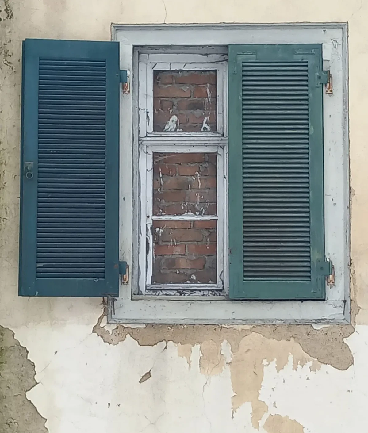 Stefan Spengler, Altes Schloss Krauchenwies, Fensterbilder, Foto einer 18-teiligen Serie, Digitale Fotografie, 2022 by Dr. Stefan Spengler