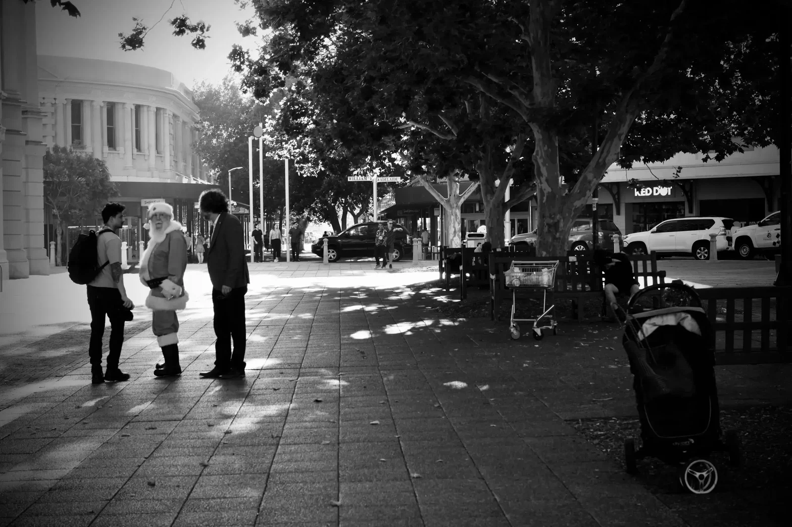 Santa is coming to Fremantle by Giovanna Bontempi